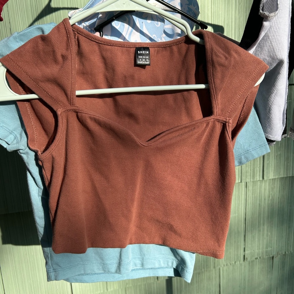 Women/junior crop top Bundle - Picture 16 of 16